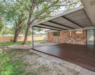 1806 Cypress Drive - Photo Thumbnail 20