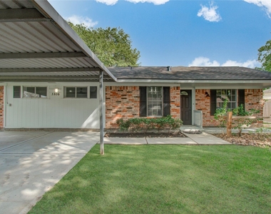 1806 Cypress Drive - Photo Thumbnail 1