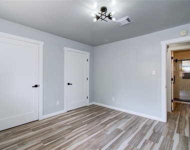 1806 Cypress Drive - Photo Thumbnail 14