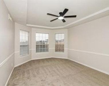 5507 Carta Valley Lane - Photo Thumbnail 14