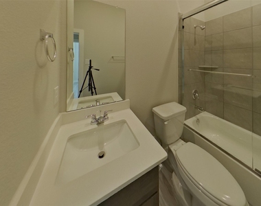 4914 San Fabiano Court - Photo Thumbnail 12