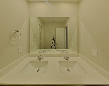 4914 San Fabiano Court - Photo Thumbnail 14