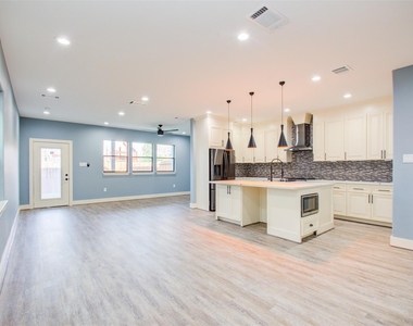 6627 Apollo Street - Photo Thumbnail 10