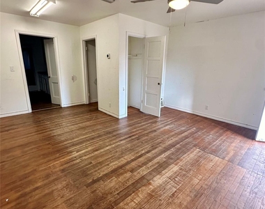 308 N Dallas Street - Photo Thumbnail 17
