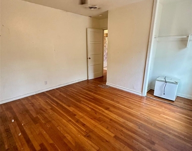 308 N Dallas Street - Photo Thumbnail 5