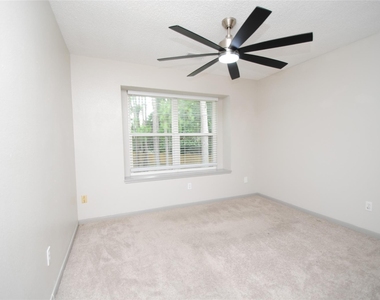 12427 Carlton Oaks Street - Photo Thumbnail 32