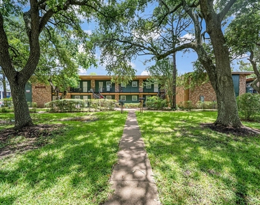 411 Avenue A - Photo Thumbnail 1