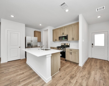 2138 Olivos Street - Photo Thumbnail 10