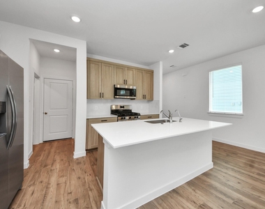 2138 Olivos Street - Photo Thumbnail 13