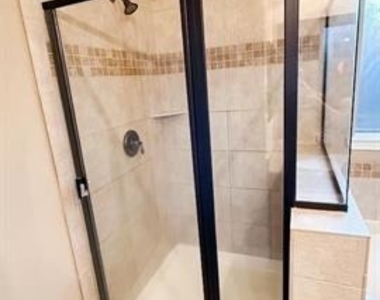 107 Mallory - Photo Thumbnail 18