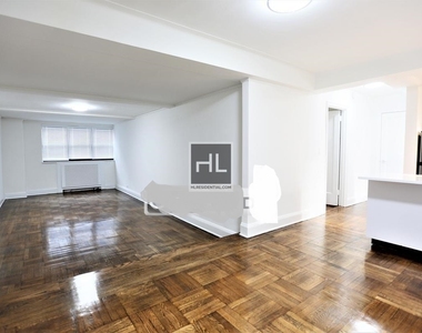 East 38 Street - Photo Thumbnail 1