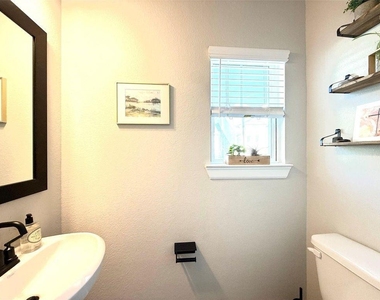5614 Green Rise Lane - Photo Thumbnail 7