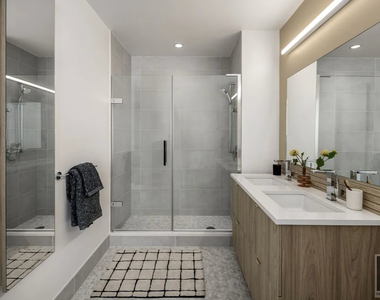 10th Avenue - Photo Thumbnail 5