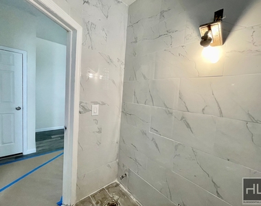 34 Avenue - Photo Thumbnail 14