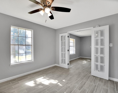 1505 New Orleans Street - Photo Thumbnail 9