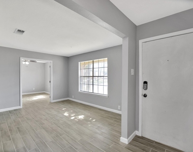 1505 New Orleans Street - Photo Thumbnail 4