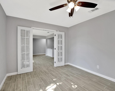 1505 New Orleans Street - Photo Thumbnail 8