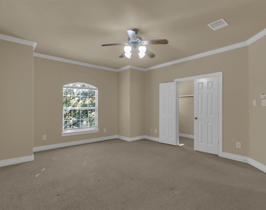 9006 Lakes At 610 Drive - Photo Thumbnail 16