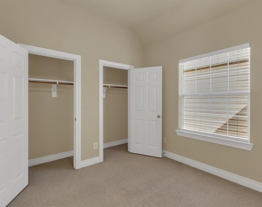 9006 Lakes At 610 Drive - Photo Thumbnail 29