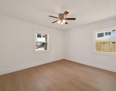 3209 Mccrarey Drive - Photo Thumbnail 23