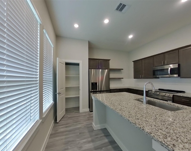 22832 Frassino Place - Photo Thumbnail 2