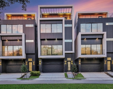 709 Memorial Heights Drive - Photo Thumbnail 1