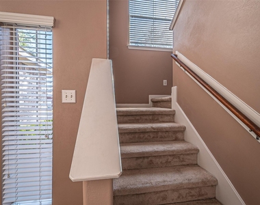 7431 Riven Oaks Court - Photo Thumbnail 31
