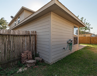 7431 Riven Oaks Court - Photo Thumbnail 48