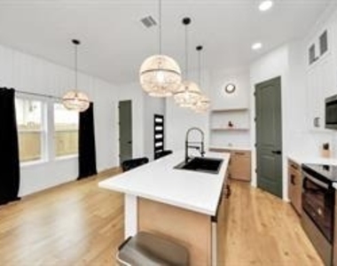 4010 Dreyfus Street - Photo Thumbnail 17