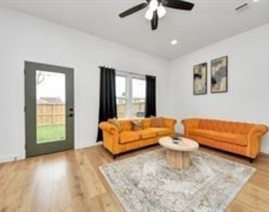 4010 Dreyfus Street - Photo Thumbnail 21