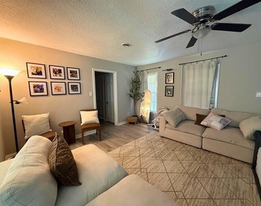 2330 Rusk Street - Photo Thumbnail 4