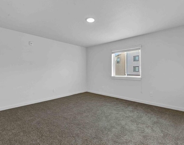 12603 Telge Road - Photo Thumbnail 8