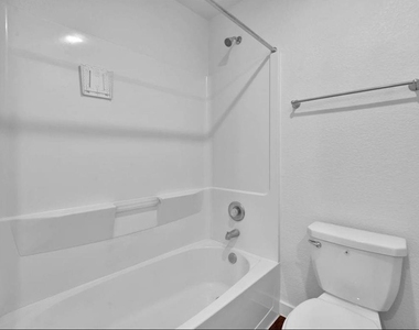 12603 Telge Road - Photo Thumbnail 10