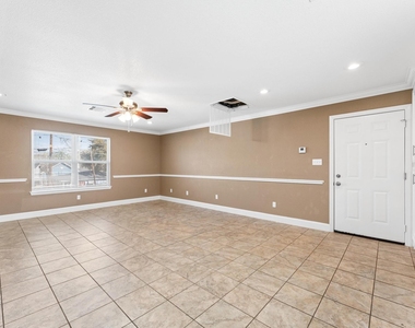 8221 Brockton Street - Photo Thumbnail 4