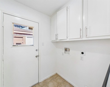 14006 Briarworth Drive - Photo Thumbnail 22