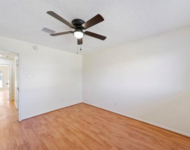 14006 Briarworth Drive - Photo Thumbnail 20