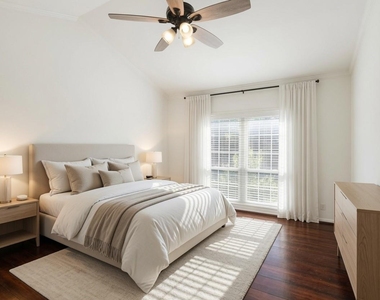 2213 Stanford Street - Photo Thumbnail 8