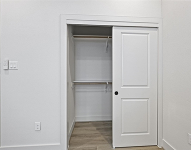 4603 Indie Heights Lane - Photo Thumbnail 14