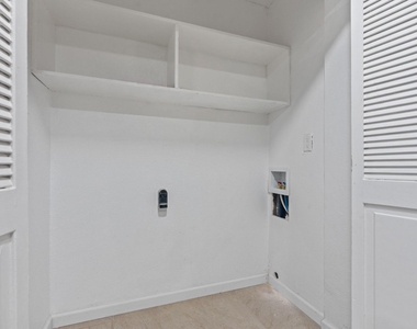 6713 Biggs Court - Photo Thumbnail 21