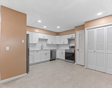 6713 Biggs Court - Photo Thumbnail 2