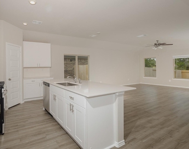 140 Ashe Juniper Way - Photo Thumbnail 9