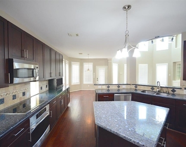 5802 Sage River Court - Photo Thumbnail 13
