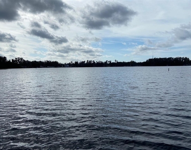 9260 Lake Drive - Photo Thumbnail 2