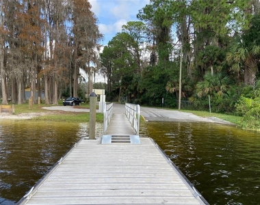 9260 Lake Drive - Photo Thumbnail 3