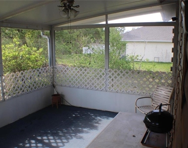 3045 Yorkshire Drive - Photo Thumbnail 16