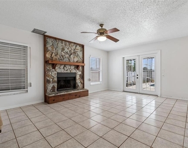 2620 Giant Place - Photo Thumbnail 44