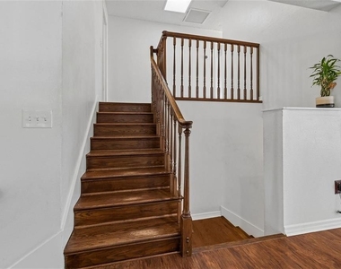 2620 Giant Place - Photo Thumbnail 26