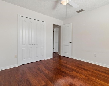 2620 Giant Place - Photo Thumbnail 37