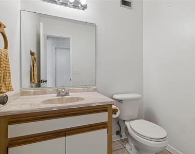 2620 Giant Place - Photo Thumbnail 42