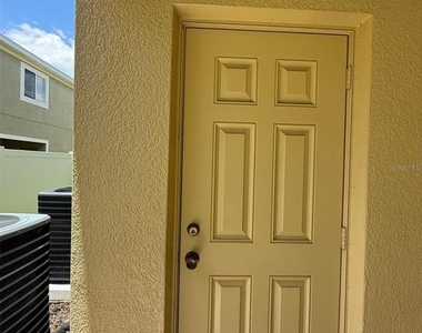 8511 Trail Wind Drive - Photo Thumbnail 24